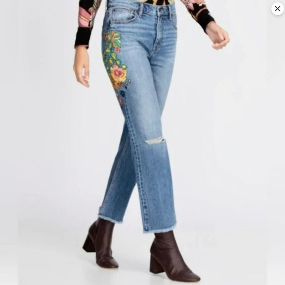 Johnny Was Campana Embroidered Cropped Straight Jeans